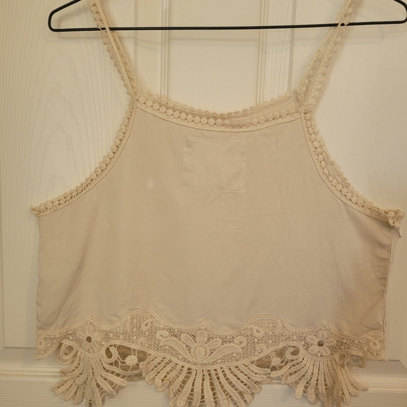 Harlow crop top w embroidery - Picture 6 of 6